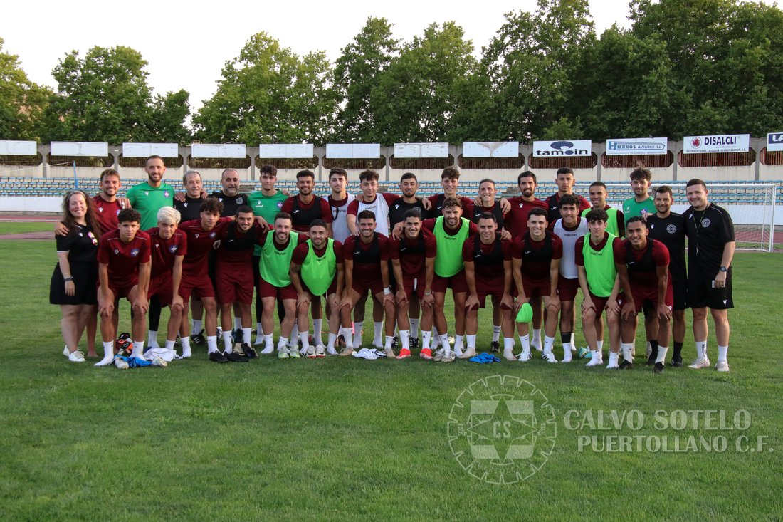 📷 Primera foto de grupo 24/25.

¡JUNTOS SE PUEDE!
🛠️🛡️
