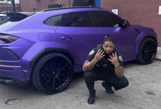 royal_bobby24's tweet photo. @scubaryan_ this dude just wanted to flex for the one time 😭😭 https://t.co/u8TAzCrCSf