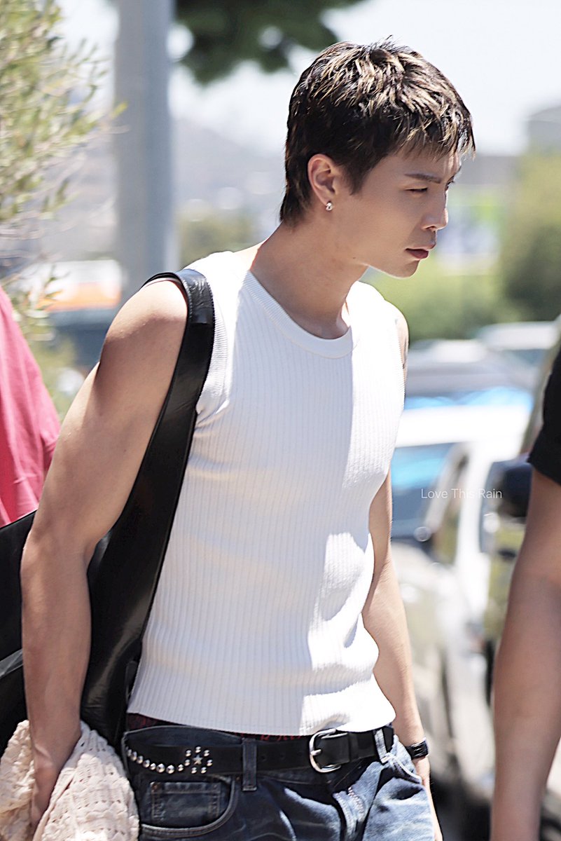 [240729] 

#쟈니 #JOHNNY #영호
#NCT #NCT127 #엔시티127