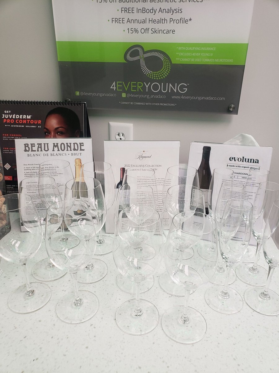 rockhiggi's tweet photo. Getting ready for another fun wine tasting! Reach out if you want us to do one t your place #wine #winetasting #winelovers #tastingevent #hosting #boissetblingteam # boissetambassadors https://t.co/AvzNsF7oPT