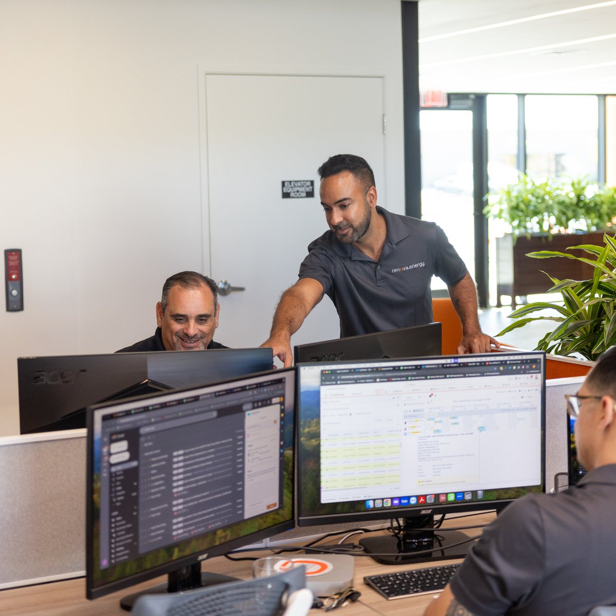 RenovaEnergy's tweet photo. Happy Monday! The Renova team working hard to start the week as we march towards our Grand Re-Opening in Mid-August! ☀️ 
The team is available anytime to answer questions so feel free to reach out or stop by our office. Stay tuned for exciting updates throughout the week!
#Renova https://t.co/apeQWz9sRU