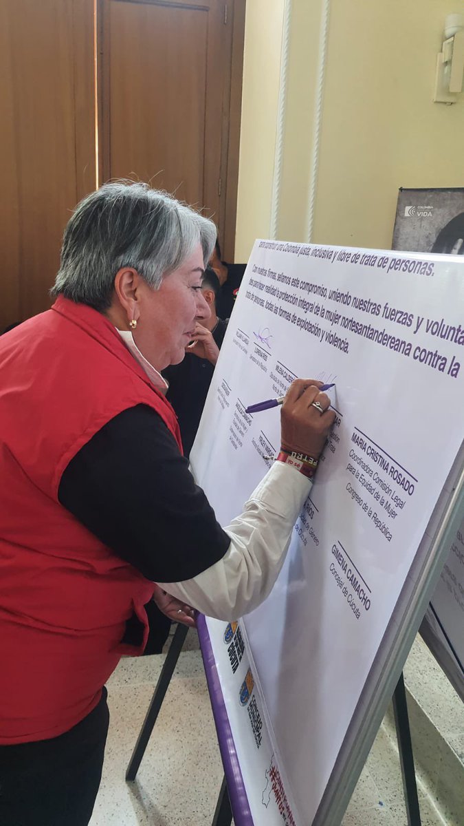 Olga Lucía Salazar Sarmiento tweet media