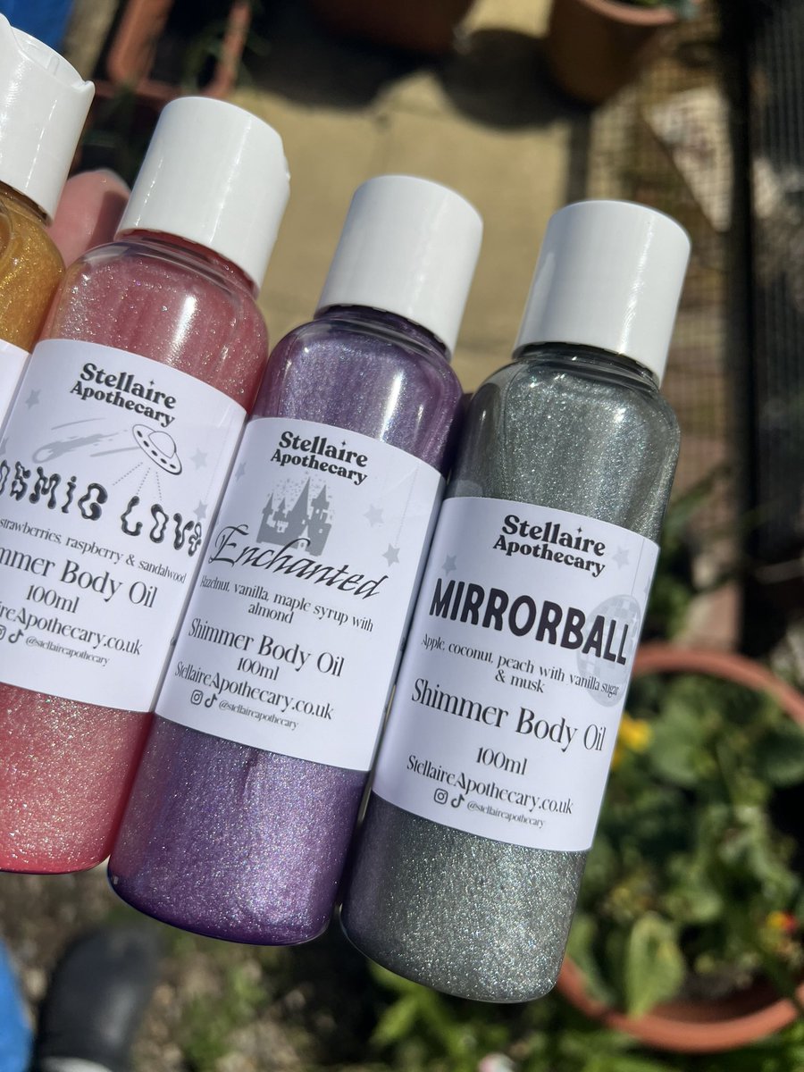 With the devastating news that has come out today.

£5 from each sale of our Taylor swift inspired shimmer body oils will be donated to the victims of today’s attack. 

Any share would be greatly appreciated. 

stellaireapothecary.myshopify.com/collections/bo…