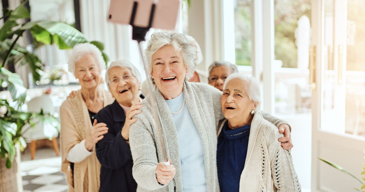 COAUSA's tweet photo. Curated in our newsletter: Huffington Post reports on the secrets to longevity of "SuperAgers" https://t.co/ettQxD2Tpy 

Subscribe to our free, monthly and age-positive newsletter at https://t.co/VPdEdA2Y4E  

#olderadults #positiveaging #Aging #healthyaging #agingwell #aging ... https://t.co/xEMjMnDgmw