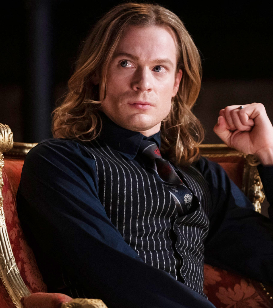 PrimeVideoBR's tweet image. pov: vc é o Louis e tem q escolher algm pra manipular sua mente 👀 quem vc escolhe? #EntrevistaComOVampiro #InterviewWithaVampire