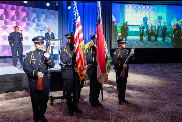 CaleaMexico's tweet photo. La Conferencia de Verano de @CALEA_org  #CALEASummerConference llevada a cabo en #WintonSalem #NorthCarolina fue un éxito absoluto, un total de 131 agencias de seguridad pública a nivel internacional se presentaron a evaluación de la Comisión #CALEA ¡felicidades a los premiados! https://t.co/XAIh6qEj4s