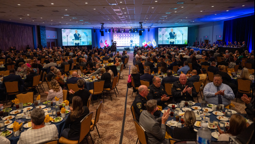 La Conferencia de Verano de <a href="/CALEA_org/">CALEA</a>  #CALEASummerConference llevada a cabo en #WintonSalem #NorthCarolina fue un éxito absoluto, un total de 131 agencias de seguridad pública a nivel internacional se presentaron a evaluación de la Comisión #CALEA ¡felicidades a los premiados!