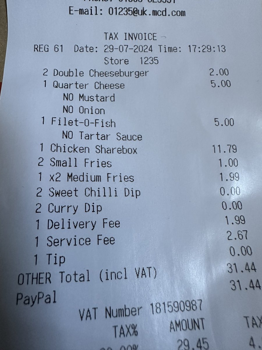 Lucksk1's tweet photo. @McDonalds @UberEats 
So incorrect order and my son wanted filet o fish NO tartar sauce. On receipt and we got Extra Tarter 
No one will replace or refund. So poor boy has no tea unless we reorder. Customer service second to rubbish. https://t.co/yeDDAwKIle