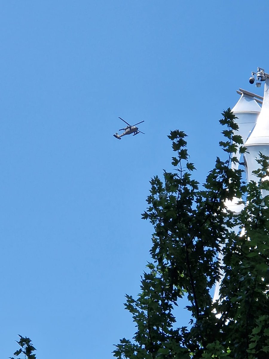 Hi <a href="/scottiebateman/">Scott Bateman MBE</a> . Hope you don't mind me asking. Do you know any helicopter people who could ifentify this? Like a Lynx but not quite.

Have no more info at present. Sent to me by my son.

Thanks