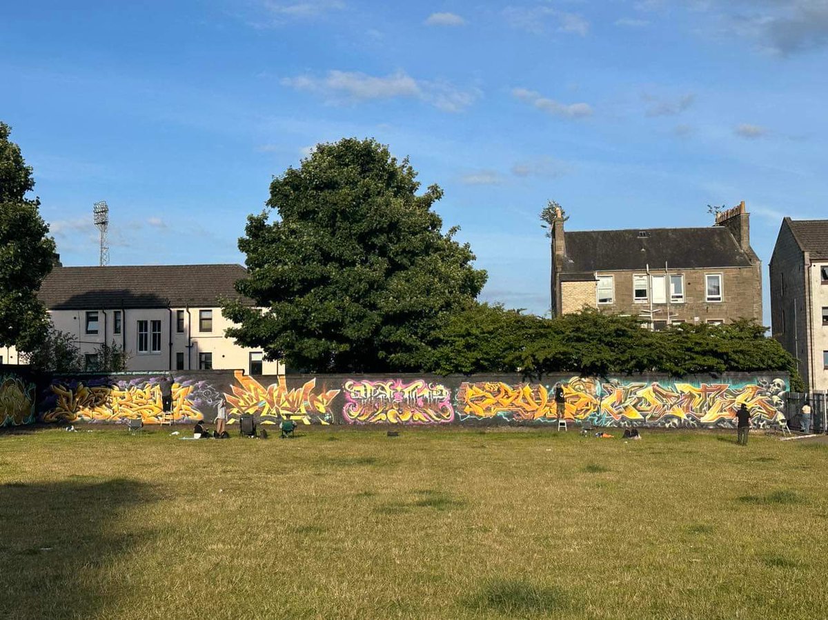 Murals Scotland tweet media