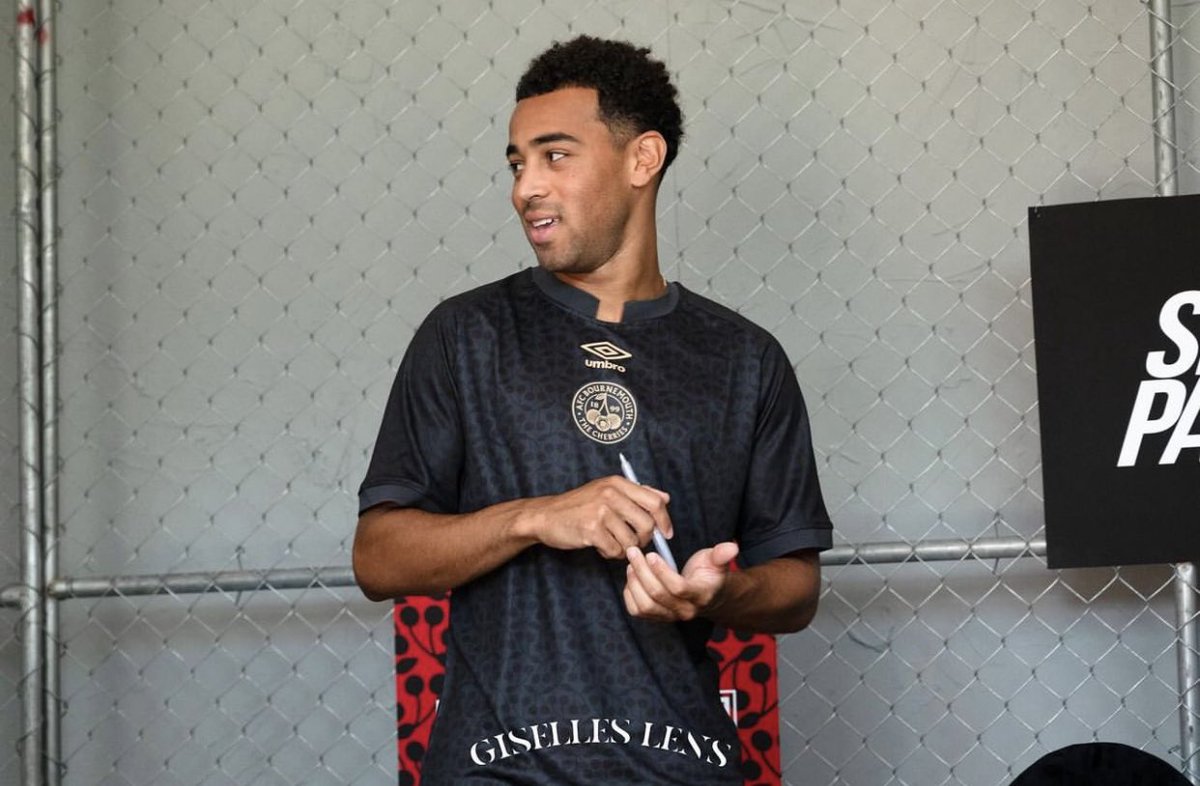 Talkcherries_afcb tweet media