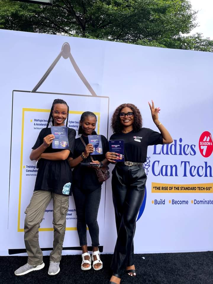 bwhoffical's tweet photo. We're thrilled to announce one of our immeasurable achievements that happened over the weekend at Ladies CanTech2024
The weekend was more than exciting for us as one of our clients launched her product, Metal.
#buildwithharvoxx #ladiescantech2024 #ladiescantechseason4 #LCT2024 https://t.co/RPIbzQrzFR