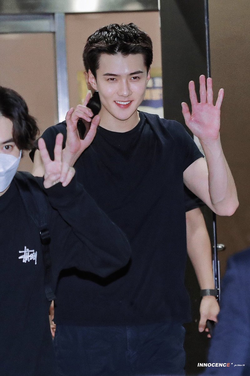 mdzlhcy​ ' my youth is EXO tweet media