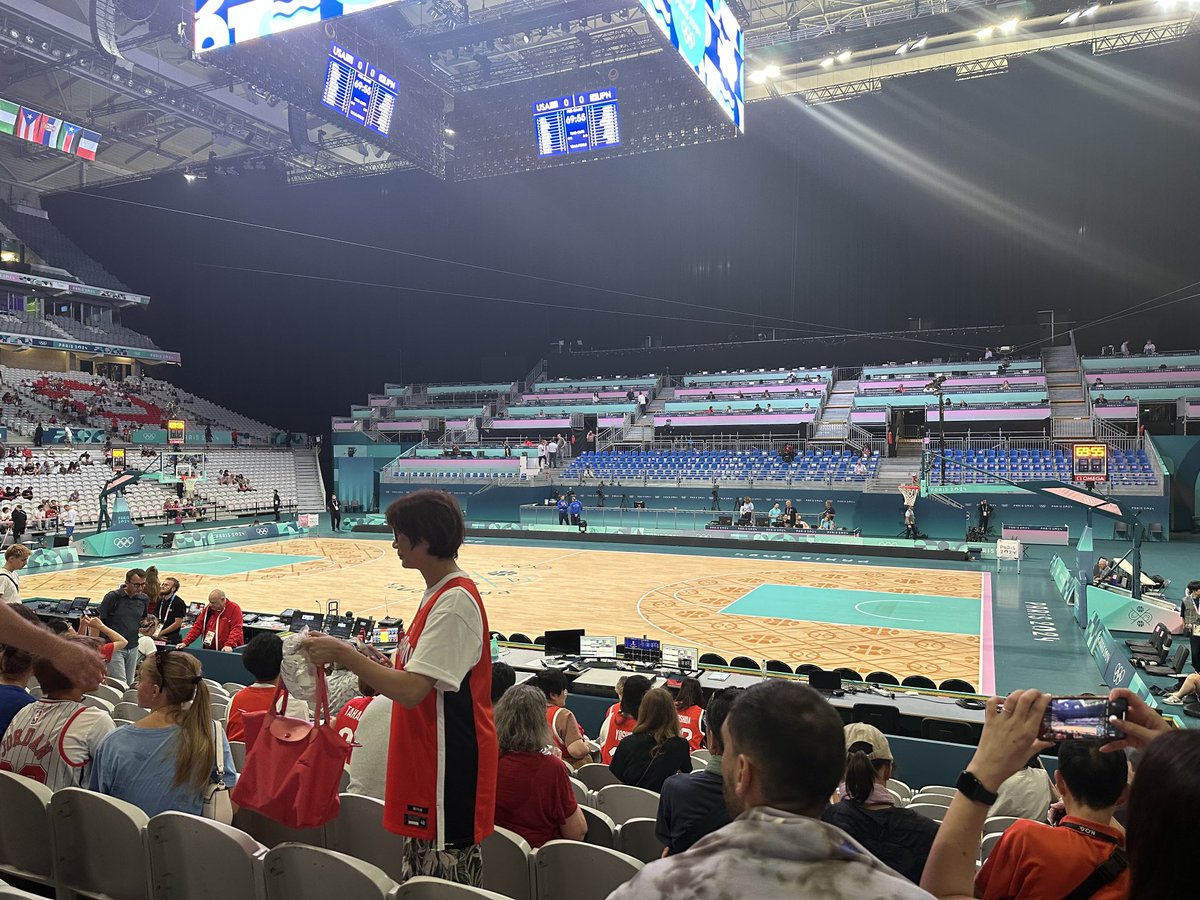 Final game of the day Japan vs USA. 69:00 mins to top off. You have to vacate the building after each session. Go back through security.  Never know how long it will take. The stadium food issue is one I am going to have to find a solution for, burgers and fries.