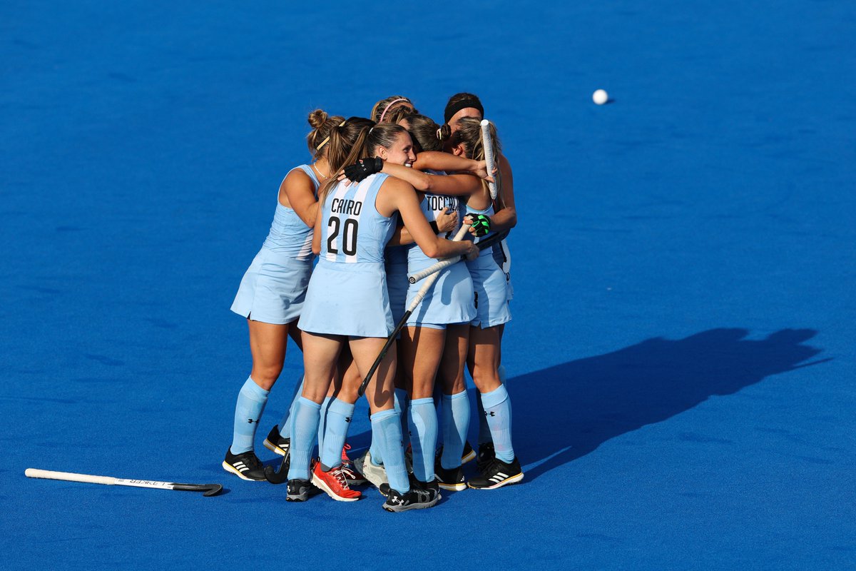 periodismobsas's tweet photo. Hockey en los Juegos Olímpicos de París: Las Leonas lo dieron vuelta y se impusieron a Sudáfrica por 4 a 2 https://t.co/wG7BL8yR6J #JeuxOlympiques2024 #JuegosOlímpicos #OlympicGames #Leonas #LasLeonas #Argentina #Sudafrica #Gorzelany #jankunas #Hockey #JuegosOlimpicosdeParis2024 https://t.co/5K3gljQJf3