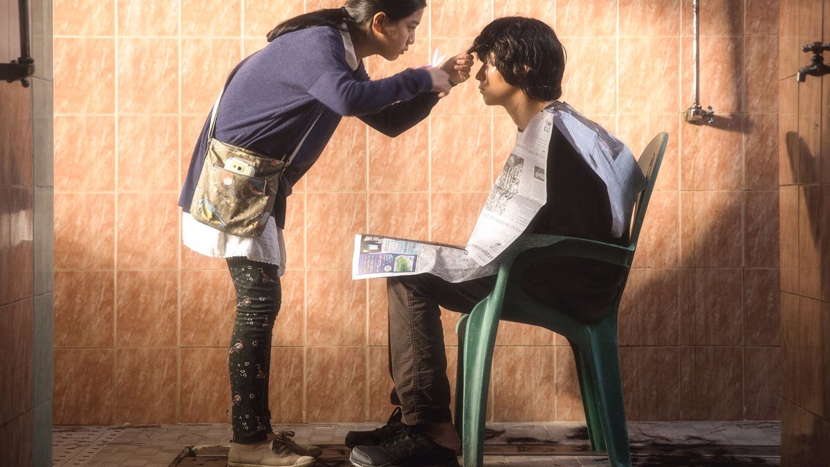 Daphny80265429's tweet photo. Oh? #UmTaeGoo in this movie?
That is Yoon ChungAh from #TwinklingWatermelon?
And the movie is directed by #UmTaeHwa 😍
#VanishingTime #VanishingTimeABoyWhoReturned #KangDongWon #ShinEunSoo https://t.co/JJXBDXegyf