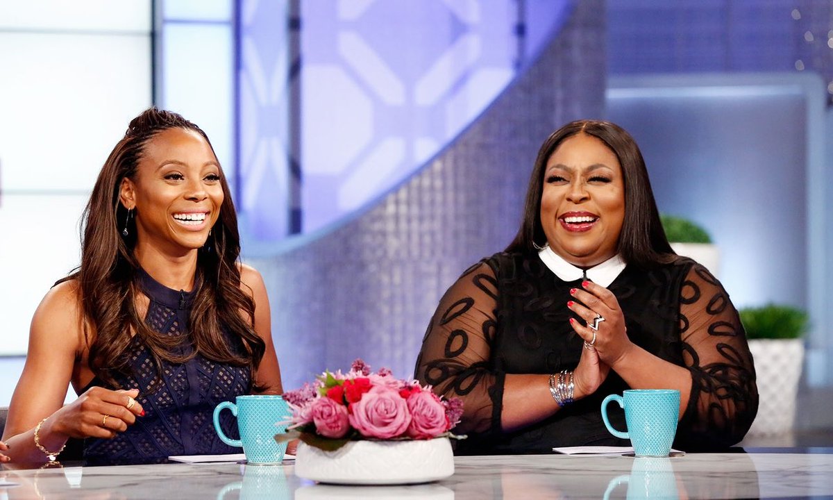 Loni Love tweet media