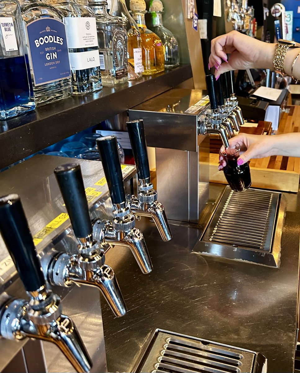 FreeFlowWines's tweet image. For our final 2024 KEGGY Award, we&apos;re pleased to announce Xe 54: a Wine &amp;amp; Cocktail Lounge as our People&apos;s Choice winner! Thank you for your support and dedication to reducing waste by serving wines on tap.

Congratulations to all our winners, and see everyone next year!