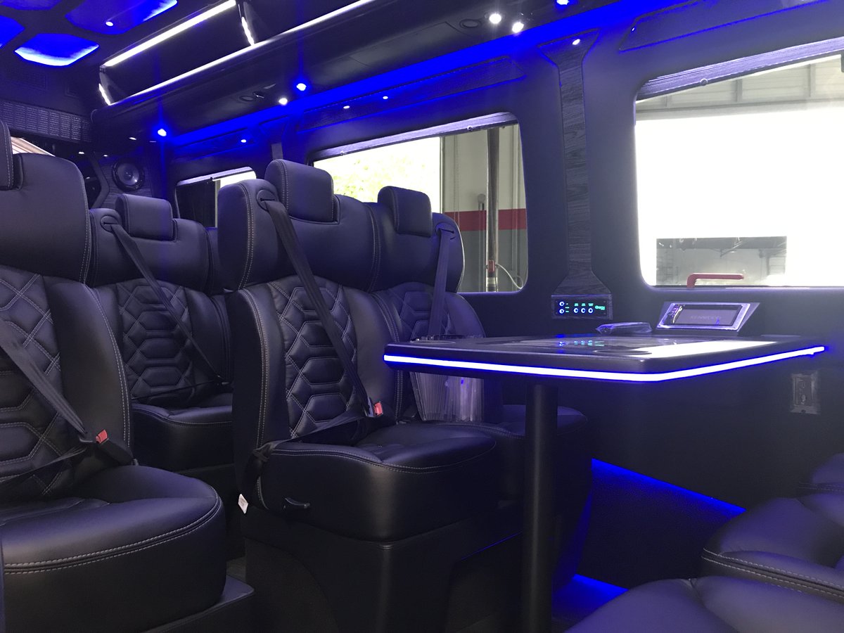 SFEliteLimo's tweet image. 🚖✨ Travel in style with Elite Limousine Inc! From events to business trips, enjoy luxury, comfort, and top-notch service. Book now! 🌟

📞 (866) 964-7433
🌐elitelimousineinc.com

#EliteLimousine #LuxuryTravel #RideInStyle