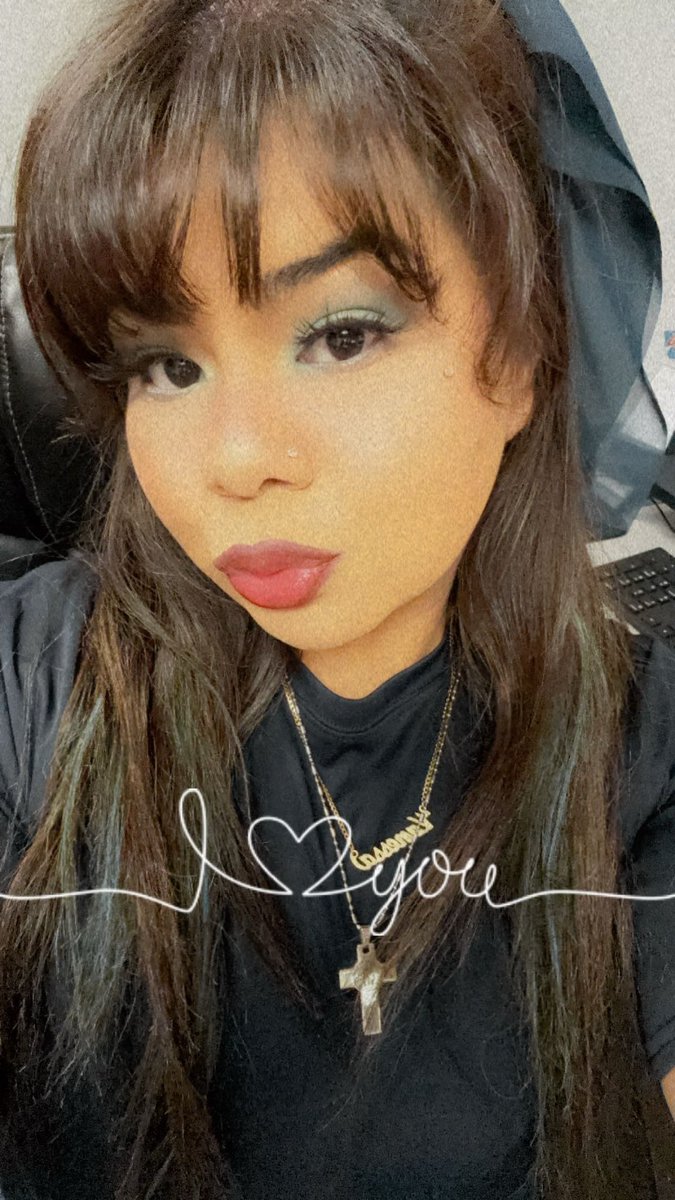 Nessaa.🖤💛 tweet media