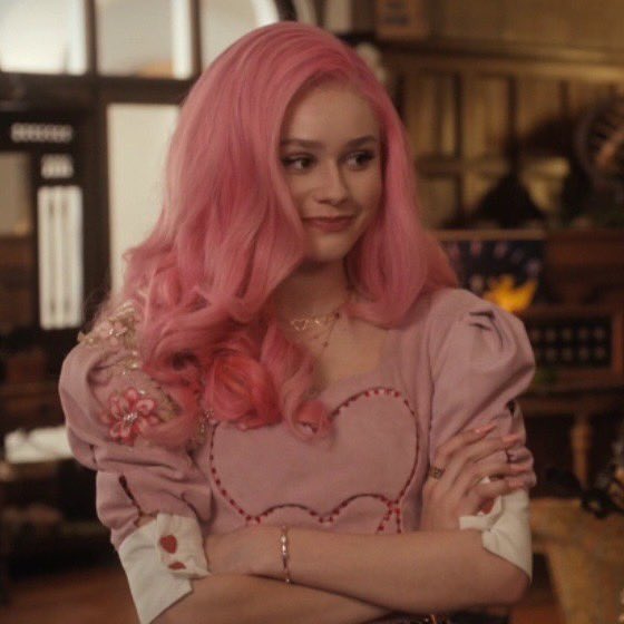 toxcyuri's tweet image. people don’t understand bridget’s character whatsoever and it’s actually beginning to piss me off. why would bridget ever date or have a child with the men who made her life a living hell. and let me add, they were down with killing her over a mistake ULIANA made.