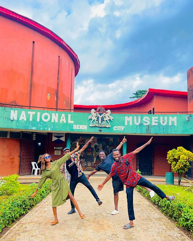 Manueldpoet's tweet photo. 25/36 (Edo State) 11 states to go!
#withGodallthingsarepossible
#project36in36
#proverbs3:6
#Saved2save
#manuelthetraveller https://t.co/blf8An7yyR