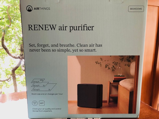 If you follow me long enough, you know about my #allergy problems. Received the #Renew #smart #airpurifer from <a href="/airthings/">Airthings</a> last week. It's quiet, super easy to operate, has a 4-stage HEPA-13 system + a sleek #Scandinavian #style (important to this #design lover😀) Two thumbs up: