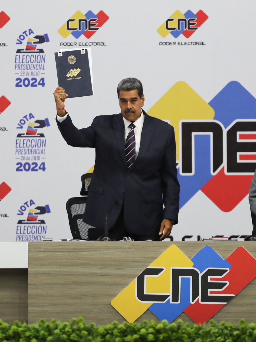 Felicidades a nuestro Gallo Pinto,  <a href="/NicolasMaduro/">Nicolás Maduro</a>, presidente reelecto de la República Bolivariana de #Venezuela para el período 2025-2031, quien obtuvo el 51,20% de los #votos ¡Triunfó la paz y ganó Venezuela, para seguir forjando el camino de crecimiento y futuro de la Patria!