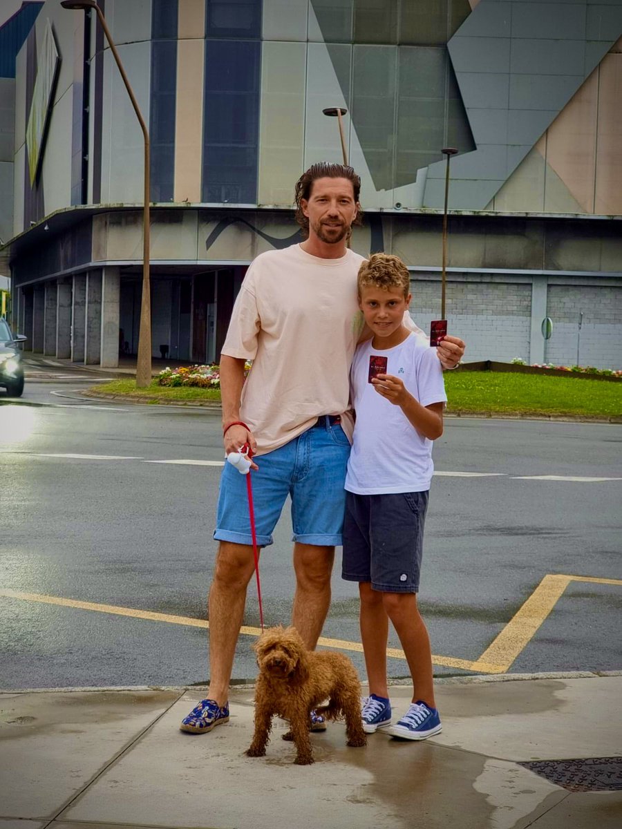 Renovados!! 🔴⚪️
Y pobre del que quiera robarnos la ilusión!
<a href="/RealSporting/">Real Sporting</a>