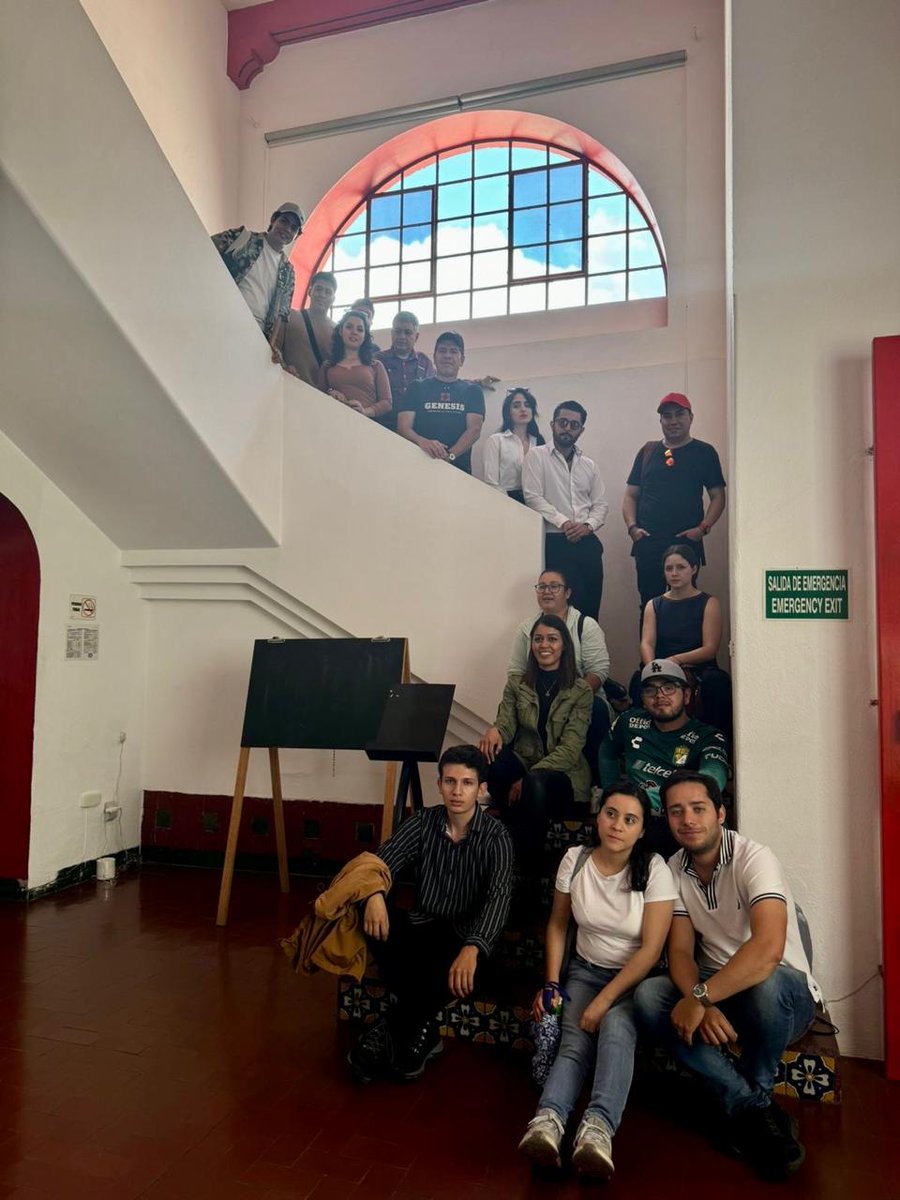 Colegio de Arquitectos de León tweet media