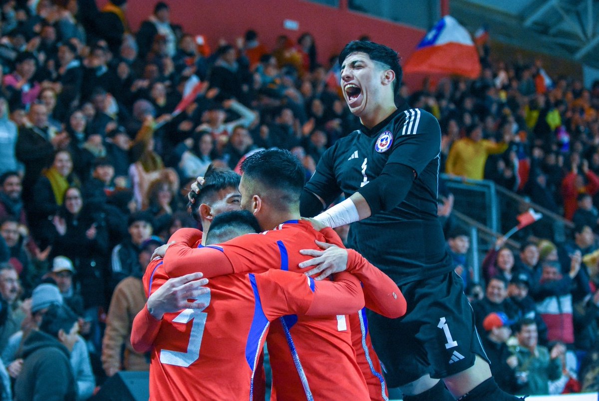 #LigaEvoluciónFS | 🇨🇱 Lo hecho por #Chile es espectacular en esta sexta edición de la competencia Zona Sur. Los planteles conducidos por el argentino <a href="/Nacho_Futsal/">Cabral Ignacio</a> sumaron 1️⃣9️⃣ unidades en las cuatro jornadas de partidos.

🙌 Números estupendos, que reflejan el trabajo. 💪⚽️