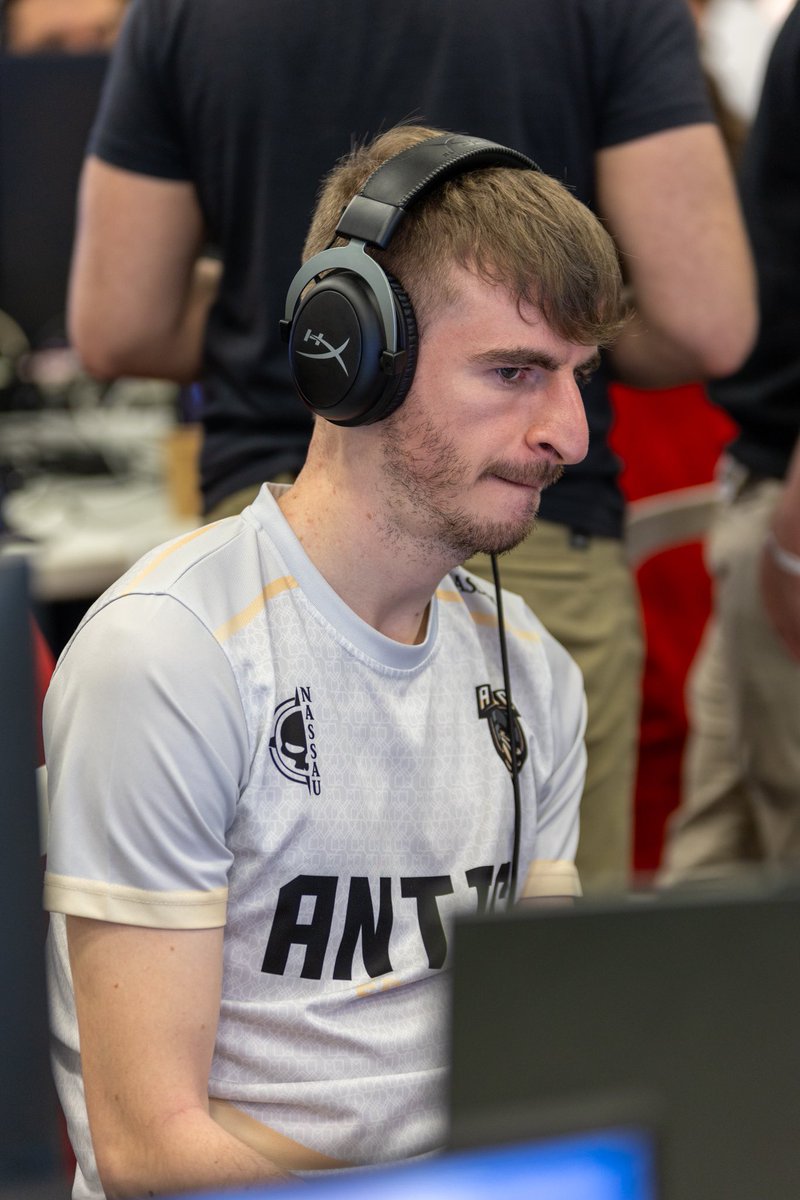 Antic ESC tweet media