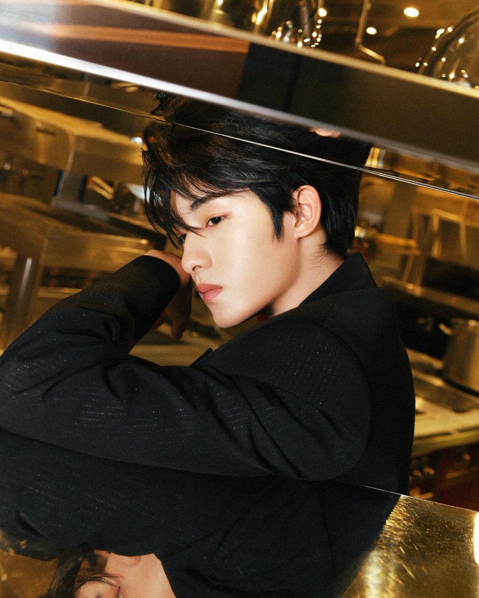 BrazilWinWin's tweet photo. #IG | 240722 - Atualização de Winwin em sua conta.
"Uma viagem para entrar em um conto de fadas da vida real #PalazzoVersaceMacau #VersaceMoment #LivingPalazzoVersace #PVMParty"
#董思成 #윈윈 #DongSiCheng #WINWIN https://t.co/LuvUzbkOmu