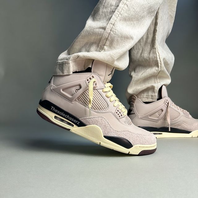JustFreshKicks's tweet photo. New photos of the A Ma Maniére x Air Jordan 4 "Fossil Stone" 🍷 https://t.co/xj0hNhKJh2 https://t.co/CNyKNN5O72