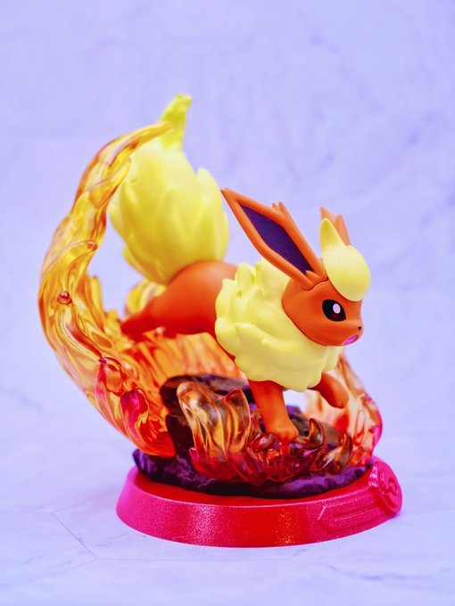 Flareon https://t.co/NoRVB72k4g