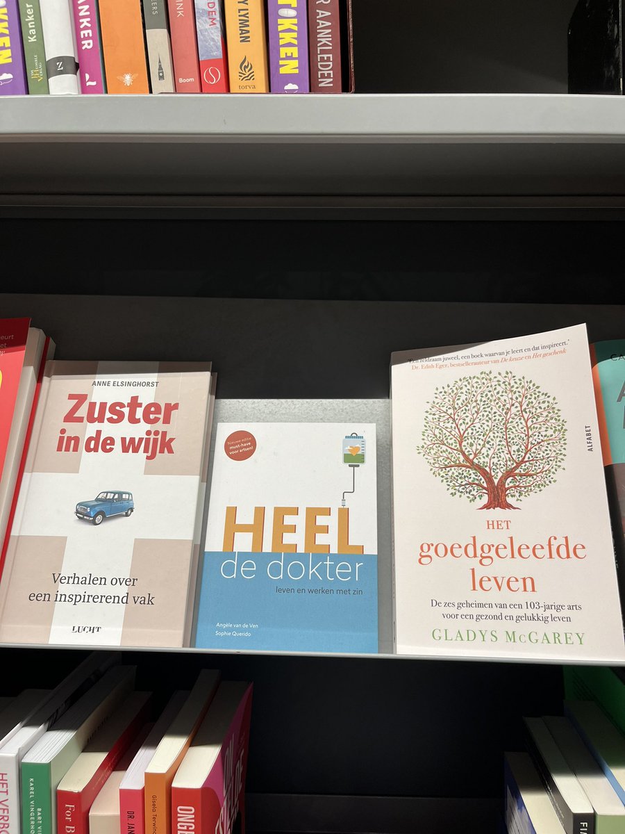 Vandaag in het wild gespot bij Dekker van de Vegt Boekverkopers in #Nijmegen. 🤩
#HEELdedokter

<a href="/Doctorbookshelf/">Doctors Bookshelf</a>