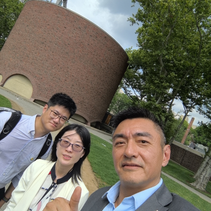 MITSloanGP's tweet photo. Another memorable Beaver Trail campus scavenger hunt in the books, this time by Fudan University certificate students!

Here are just a few of the shots captured along the way. 📸

#GlobalPrograms #MITSloan #MITCampus https://t.co/EUZIQnxAGM