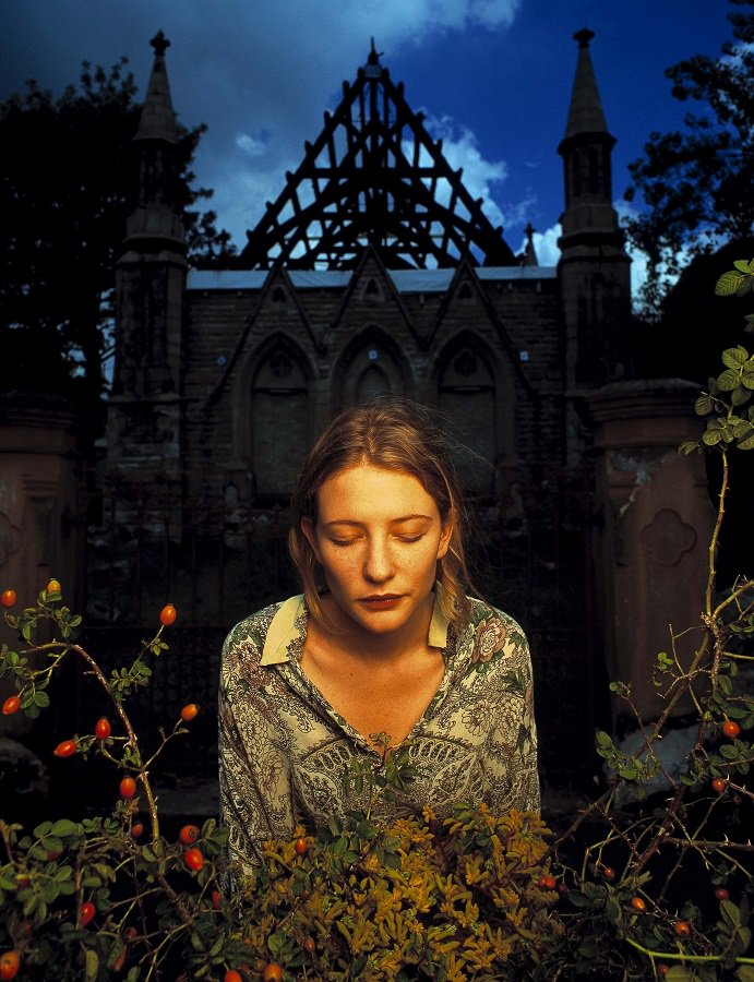 TheCinesthetic's tweet photo. Cate Blanchett photographed by Robin Sellick (1994) https://t.co/sy5bpkWrGm