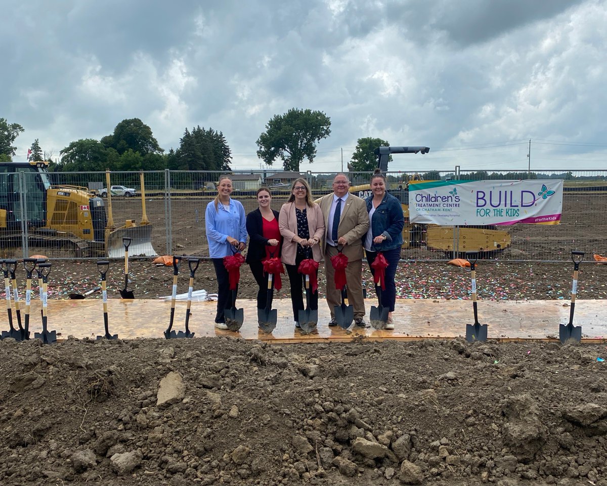 What a memorable day! Despite the rain, we were honoured to be on hand for the groundbreaking ceremony of the new Children's Treatment Centre of Chatham-Kent. The downpour couldn't dampen our spirits as we celebrated this exciting milestone. HUB Creative Group is proud to sup ...
