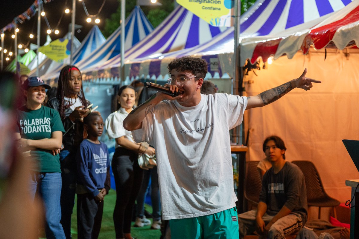 Fiesta del Libro tweet media