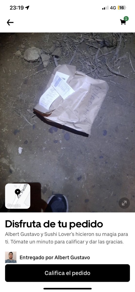 Wlady14's tweet photo. Y seguiré insistiendo en esto,  NO puedes. Dejar un pedido botado en el suelo y decir que fue entrgado, más encima te dicen “disfruta tu pedido” @UberEats @UberSoporte @chvnoticias @meganoticiascl @LaSerenaOnline pésimo servicio peor soporte https://t.co/7FSUnn03sR