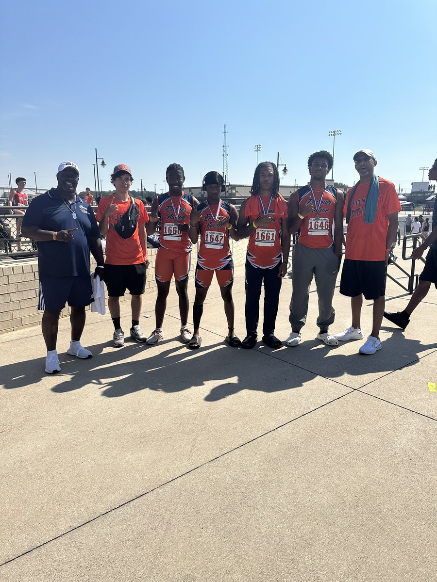 Alexander Wallace tweet media