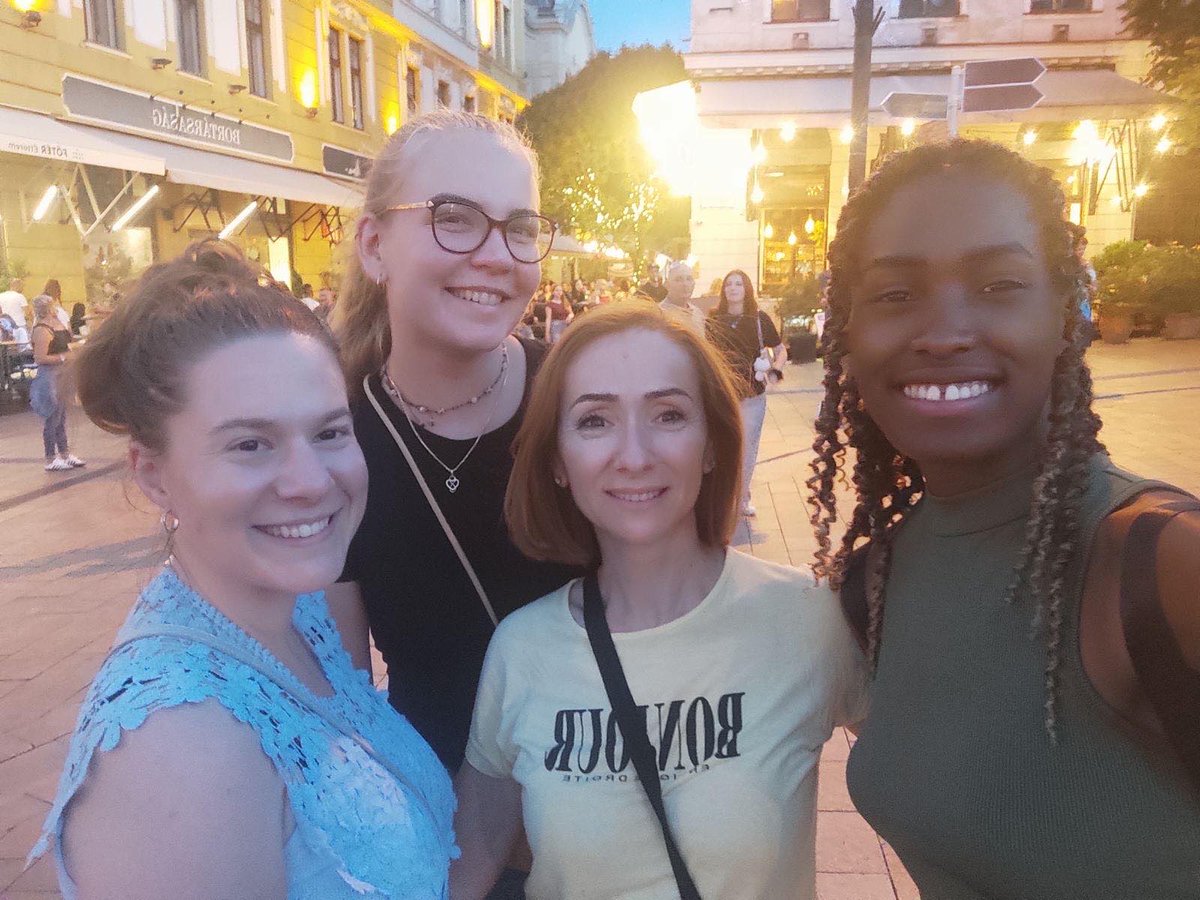 rebeka_csiba's tweet photo. We have a very intense and fun week behind us. Had a guest, Aleksandra from North-Macedonia, she came to gain some molecular biology practice in our lab. We worked with mosquitoes and ticks too, but had some time for sightseeing as well. Great week with even better colleagues!🥂 https://t.co/fU17AUgpet