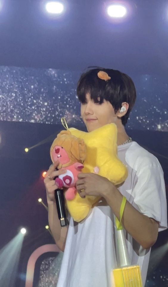 왜 이렇게 애기임