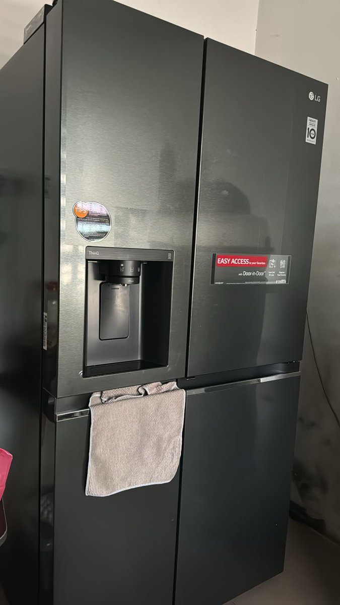 lgsubscribe's tweet photo. Contoh pemasangan Peti Ais LG Premium Spec | Installation Example of LG Side-By-Side Refrigerator with Ice Dispenser &amp; Door in Door feature. 

Learn more at:
https://t.co/DZK49c9FFN
📞 Contact more at:
https://t.co/H7QlPGewFQ https://t.co/9tQmK896L4