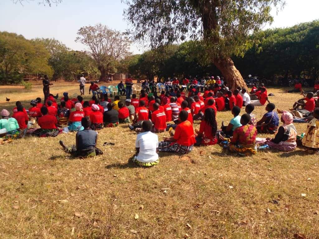 CewagM's tweet photo. "Unsung heroes in TA Masula &amp; Kalumbu! Our Community Action Groups have driven awareness, engaged leaders &amp; reported GBV/child abuse cases, leading to arrests. Thank you for creating safer communities! #GBV #CommunityFirst #UnsungHeroes" https://t.co/ka2cCAwTyw