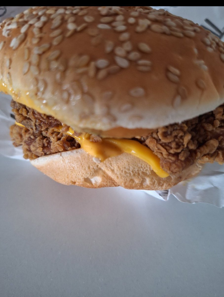 JudyMuga's tweet photo. @KFCinKenya Different from what is in your picture, take away does not  look yummy at all. Disappointed customer😶 https://t.co/X8TyzZILlb