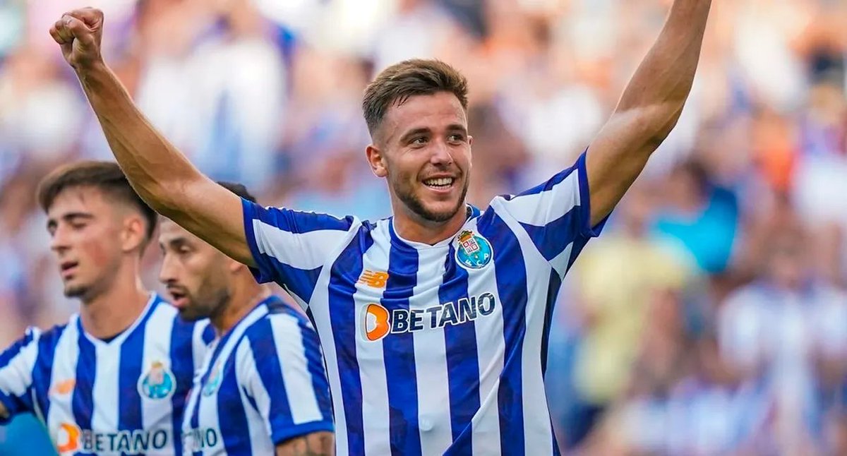 BarcaUniversal's tweet photo. Former Barcelona player Nico scored a brace in Porto's friendly against Al Nassr yesterday, and has already scored 4 goals in preseason. https://t.co/t87rKUM8qt