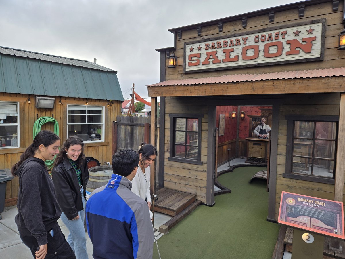 Wilder_Lab's tweet image. Had an amazing time at our 3rd Annual Wilder Lab Retreat! We had some engaging discussions about implicit bias and AI in research, but my highlight was clinching the win in miniature golf by one stroke! 🏌🏾♀️🥇 #LabRetreat #HumbleBrag