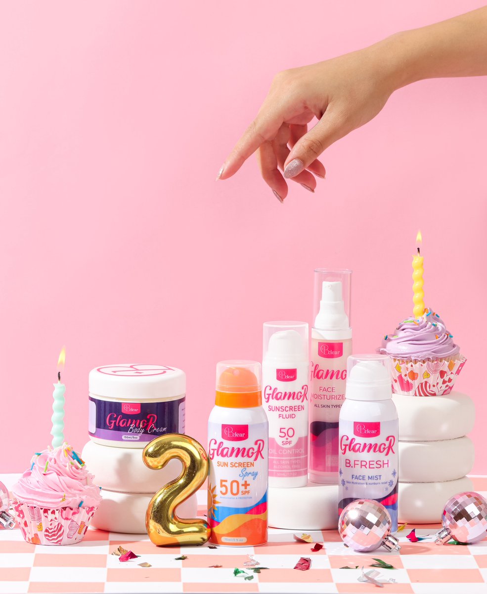Bclearcosmetics's tweet photo. مبروك علينا مرور عامين من النجاح والتألق! 🌟 
في مثل هذا اليوم، بدأنا رحلتنا بابتسامة وأمل، وها نحن اليوم نحتفل بمرور سنتين على تأسيس
بي كلير. شكراً لكم جميعاً على دعمكم المستمر وثقتكم الغالية. من دونكم، ما كنا لنصل إلى هنا. https://t.co/OgltJo3kRx